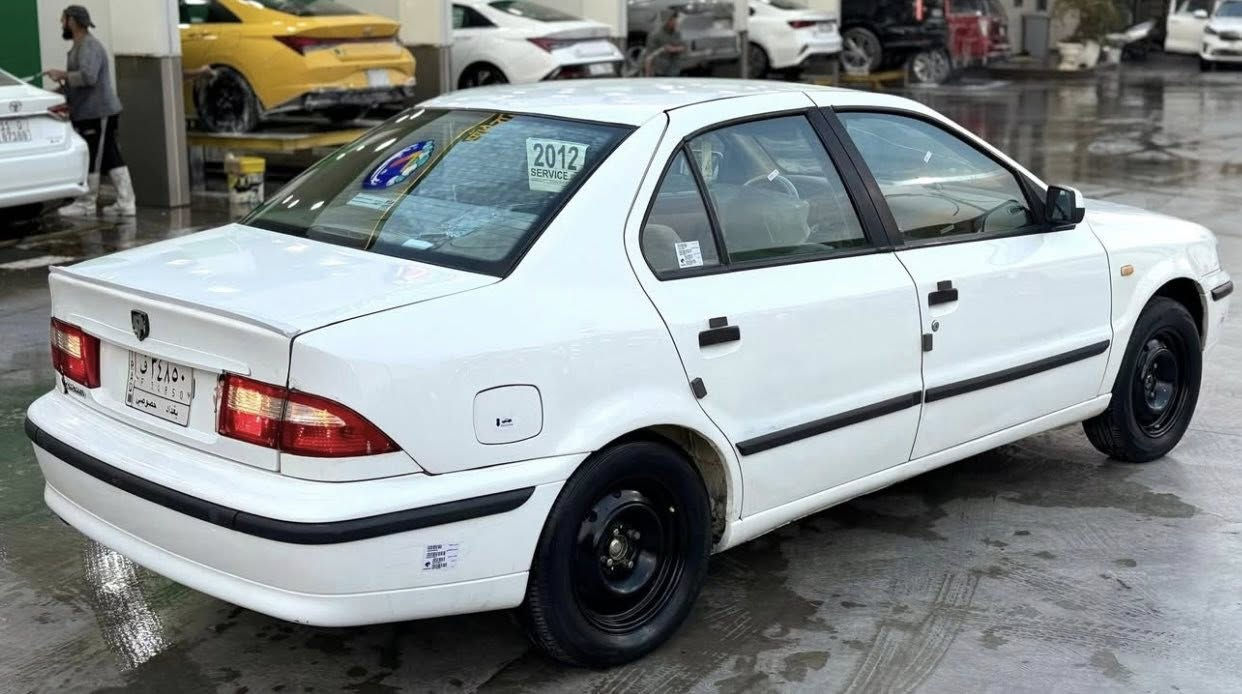 سلام عليكم سمند مديل2012 ناطق كير مكينه كفاله سياره كله شغال بس تبريد من بدلت مكينه طار غاز رايدلها بس غاز 
سياره بسمي رقم نكليزي تحويل ثاني يوم سنوي بعد سبوع وتسقط بيها صبغ جاملغ  عكس سايق امامي وعكس سايق خلفي وباب تكحيل باقي كله شغال سياره ماشيه 195 مامشتغل تكسي بيها  سعر 52 بيها مجال بصيط حك جيه مكاني بغداد الكريعات شراي يتصل ***********
