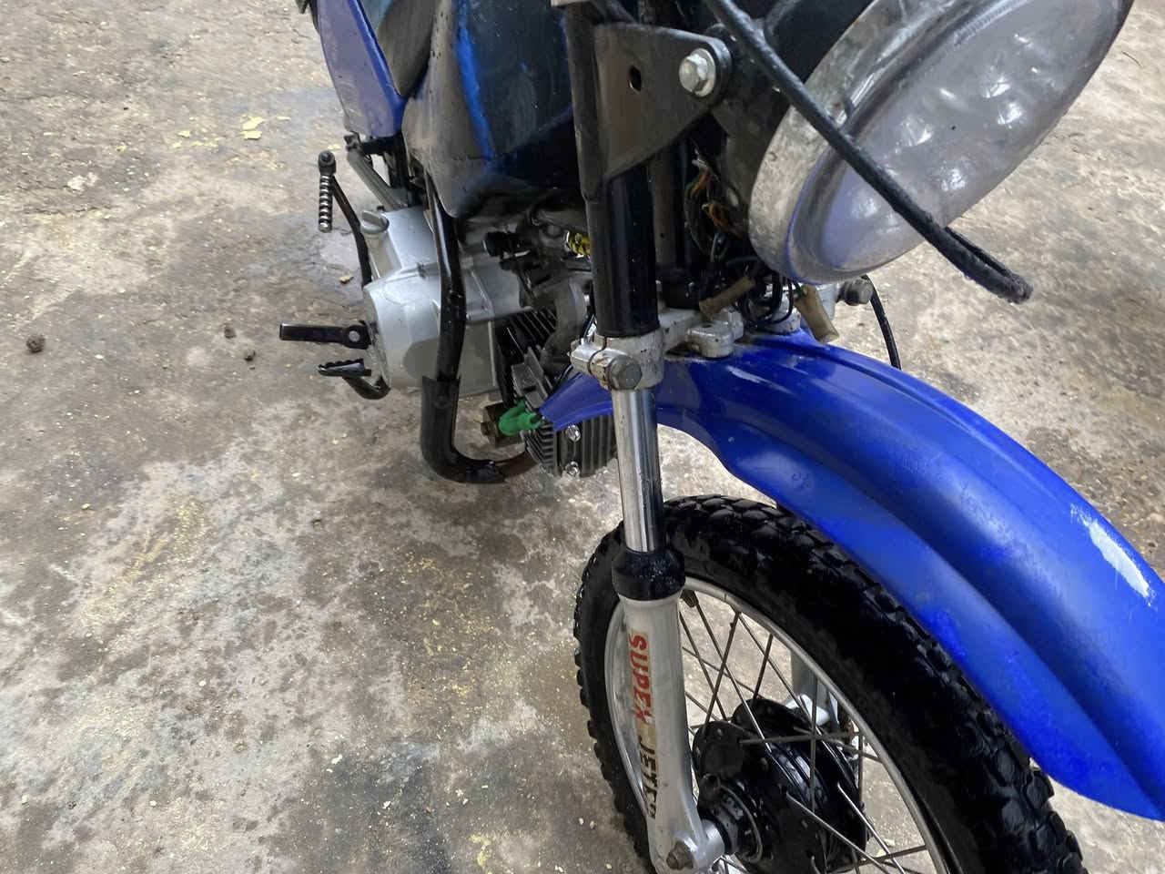 السلام عليكم دراجه قفاز للبيع كامله كله مكينه نضيفه كير اتو ماتيك ٤نمر بدون اكلج مكان بابل قرب مجسّر الثوره السعر ٢٢٥الف وبيه مجال المو شري ليتعبني


**إذا كنت صاحب هذا الإعلان وتريد حذفه لأي سبب، رجاءا أرسل رسالة إلى الدعم الفني**