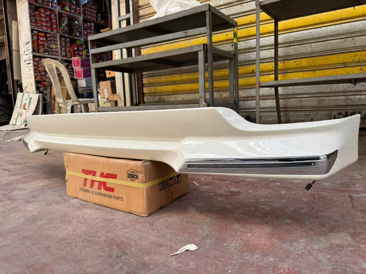 تتوفر لدينا ادوات احتياطية لسيرات اللاندگروز
للاستفسار الاتصال
على الارقام التالية
***********
***********
الفرع الأول    شارع الظلال
الفرع الثاني    بغداد السنك
