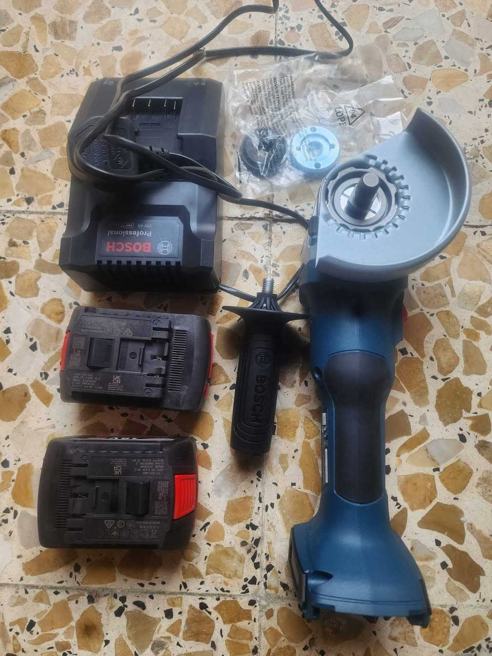 كوسره شحن جديده بعدها مامشتغله نوعيتها بوش كامل ملحقاتها بطاريه 2 وشاحنه سعرها 57 قفل


**إذا كنت صاحب هذا الإعلان وتريد حذفه لأي سبب، رجاءا أرسل رسالة إلى الدعم الفني**