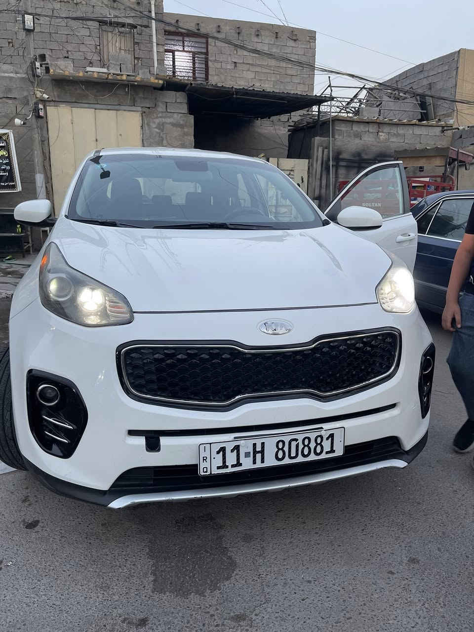 السلام عليكم سبورتج موديل ٢٠١٨ وارد أمريكي
سيارة نظيفة وجاهزه كلشي مذكور بل تفاصيل والصور السعر ١٥٦

للاتصال ***********
