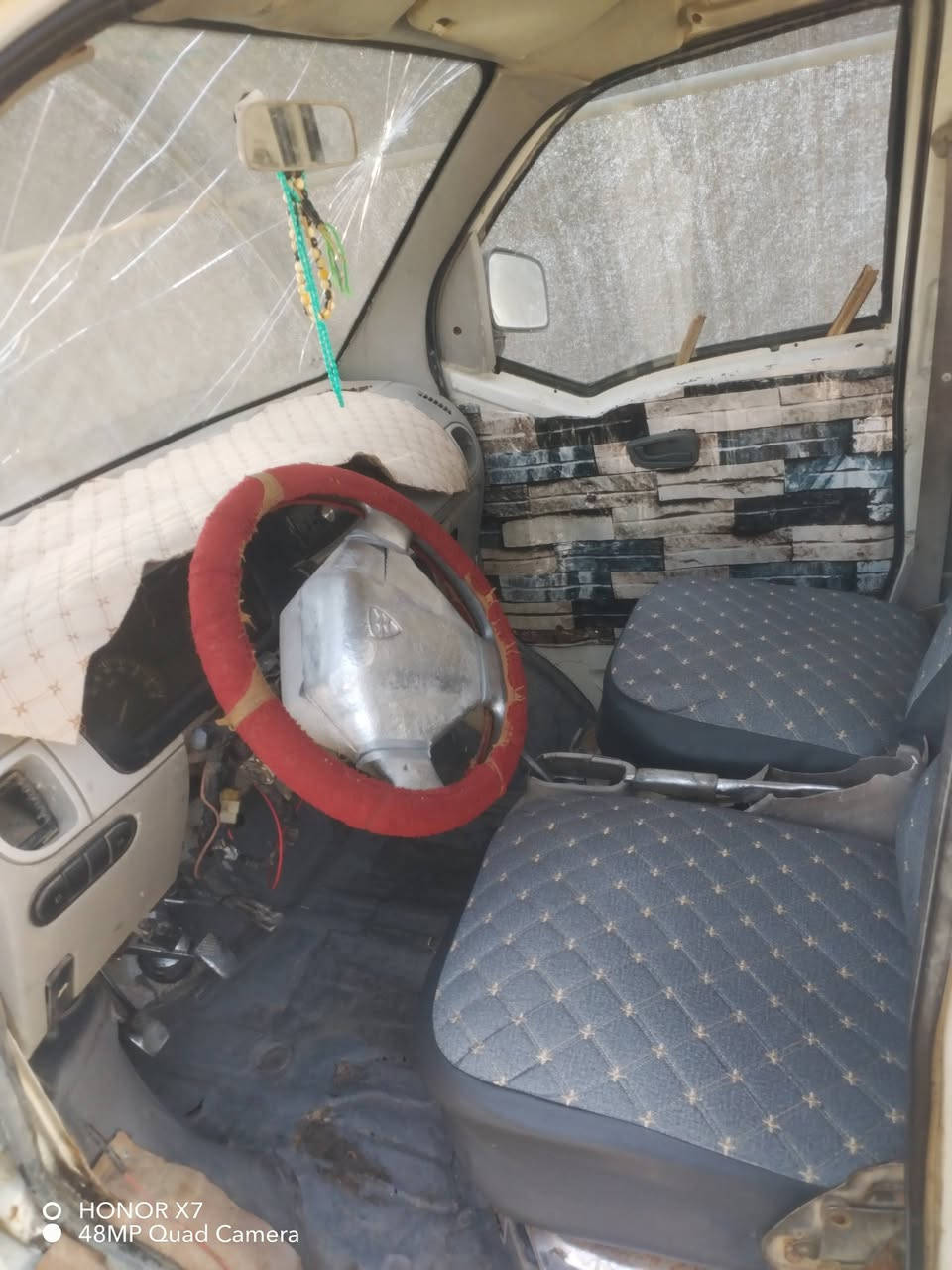 هافي ٢٠٠٧ للبيع كير ومحرك مكفول بيها خياسات تريد ترتيب تخم تاير السعر ١٧ وبيها مجال للاستفسار اتصل ***********
