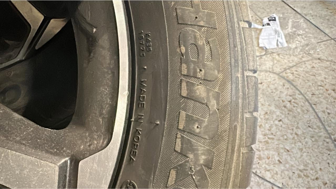 ويل كب اصلي مكفول من الشخط والزلغ سيراتو فورتي  وتاير هانكوك انتاج 25 شهر السابع حجم 16  
السعر 550 وبي مجال 
***********
مكاني اليرموك
