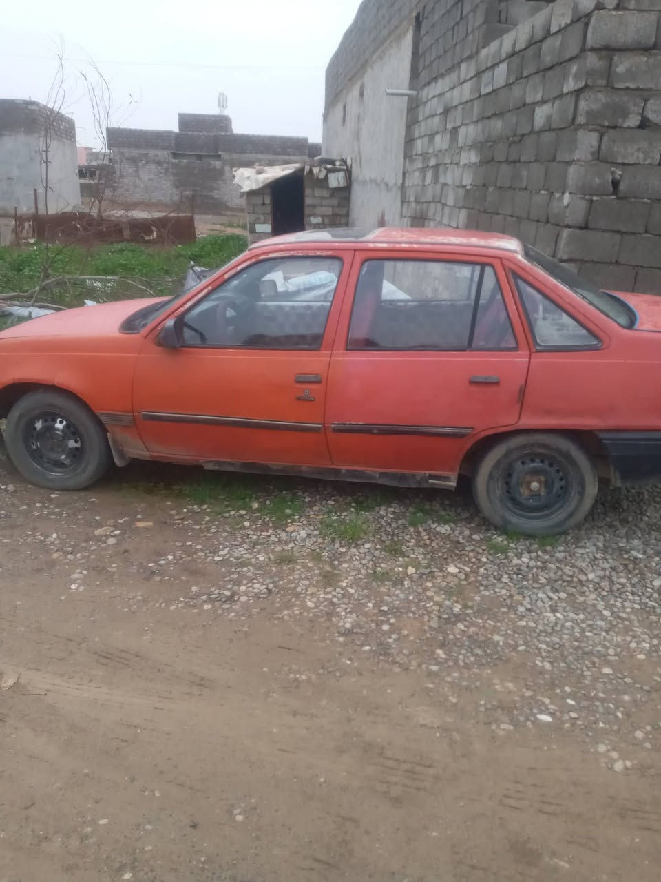 سياره كاديت اللبيع سعر ٨ورقات
***********
