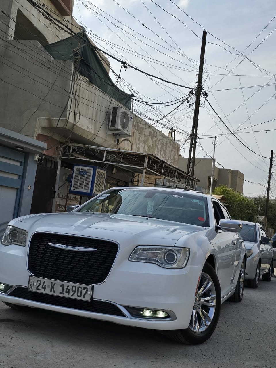 السلام عليكم 

اوباما 2016 c كلين تايتل السياره حيل جديده كفاله عامه بدون صبغ  حلوه و دينار واحد متصرف عليها  جاهزه من كل نواحي 

المواصفات 
 بصمه  
بانوراما
تشغيل عن بعد 
كشنات اماميه تدفئة تبريد 
كشن خلفي تدفئه 
برده خلفيه 
تحكمات أستيرن 
مري هيتر 
مري قلاب 
تبريد قطعتين
كشن خزن 
السياره استخدام شخصي 

 
وباقي مواصفات ال C المعروفه رقم دهوك تحويل ثاني يوم 

مكان السياره / موصل  
السعر 250 وبيها مجال قليل مو شراي لا اتعبني
 
للاتصال
***********
