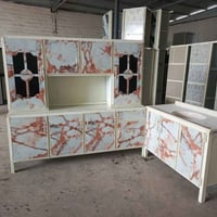 كاونتر مترين مع ملحق  مترين مع سنك مرمر متر و 20 السعر 290 الف   للحجز...