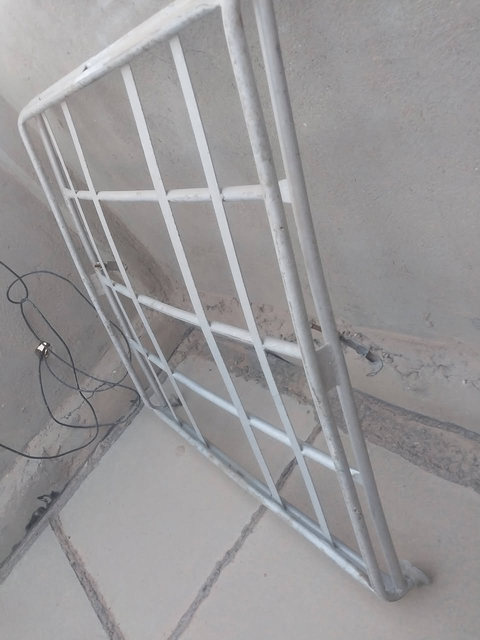 سيباية  عدد اثنان سعر الواحدة ٢٥ الف 
راديتر  اصلي حاوية  نظيفه  ٢٥ الف
جاملغ اصلي  ابو الإشارة يمين ٢٥ الف
جاملغ اصلي يسار ٢٥ الف
***********
