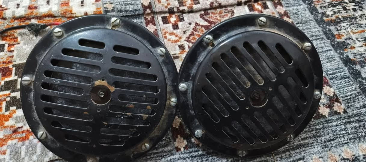 سلام عليكم هورنات لبيع بوش ايراني عميي مبدل اقراص عنوان بغداد الحسينيه السعر 250 رقمي ***********
