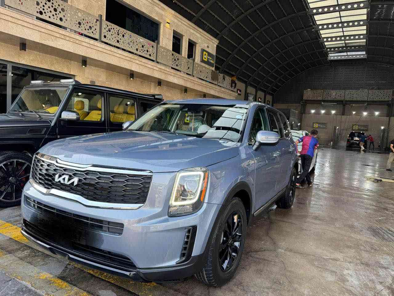 *للبيع سيارة كيا تيلورايد 2022 وارد أمريكي*
عنوان الفخامة وفخر الصناعة الكورية
محرك 3800 gdi 
6 سلندر / 7 راكب 
كشنات جلد اسود - تحكم ستيرن - شاشة لمس - گير أوتوماتيك وعادي 
(3) قطع مبدل وكالة ومصبوغ
مواصفات رهيبة بدون بانوراما 
السعر (228) ورقة
22,800 $ وبيهه مجال بسيط

للجادين فقط التواصل على الواتساب لمعرفة السعر النهائي والحادث بعد المعاينة
ابو إبراهيم / *********** البصرة, العراق
