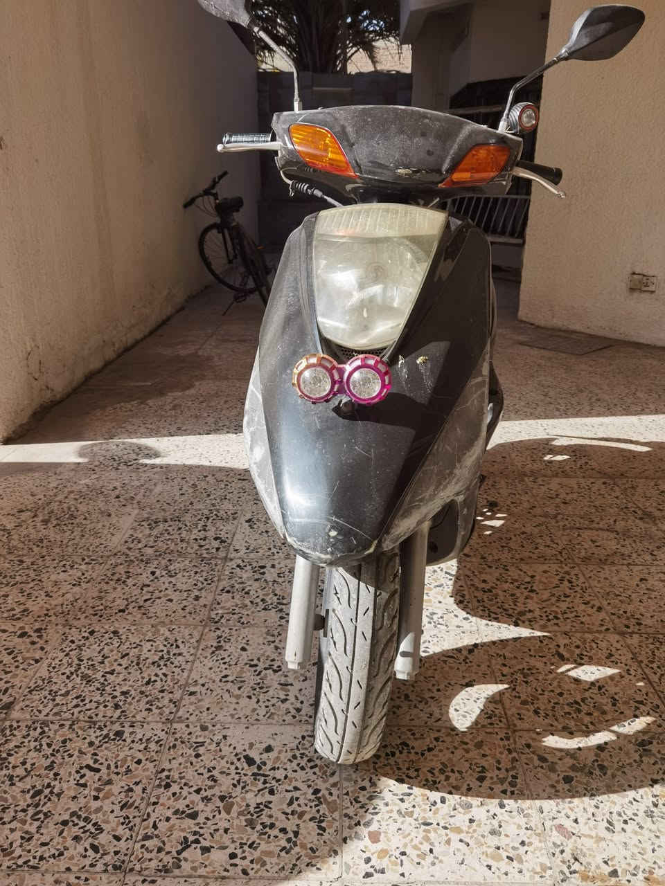 السلام عليكم
بريز سلف هندر شغالات كهربائيات شغالة وبيها لايت إضافي خير من الله بالمشي الكفرات مثل مواضح بالصورة نضيفة اريدها قفل 350 مكاني بغداد الحبيبية رقمي ***********
