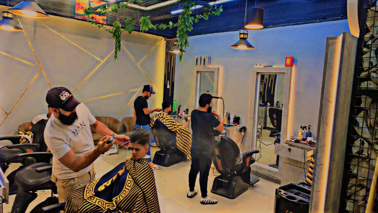 🔴أرخص دورة بالموصل (((125)))الف فقط

✅ارخص دورة بل موصل  ✅
 صارت بلاش دورات تعليم الحلاقة .
☝️وشرط يمنح الطالب (شهادة تخرج  )
☝️وشرط التعليم عملي 100٪ 
(تطبيقي على اشخاص وليس باروكات)

🔴🟠🟡🟢🔵🟣🟤⚫⚪
⚪بخار للوجه 
⚫تنظيف بشرة 
🟤تدريج موس
🟣تدريج مكينه
🔵خيط + شمع
🟢فير + سشوار
🟡احدث التسريحات 3D
🟠صبغ + معالج + مسرح 
🔴 جميع القصات العالمية
مدة الدورة (شهرين مع الاعادة)
# السعر. بس[125] الف لاغير /

العنوان - موصل - الزهور

🔔للحجز : ***********:
