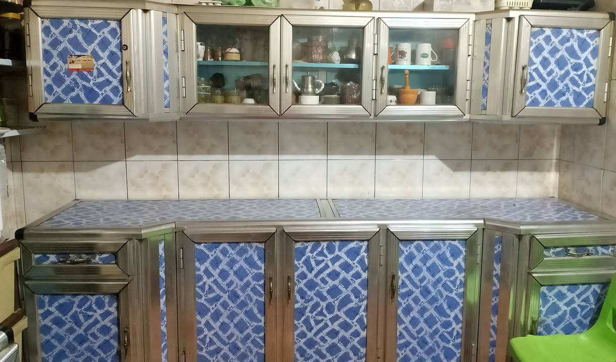 كاونتر وملحق تفصال المنيوم مترين ونص مكاني أنوار الصدر ***********
