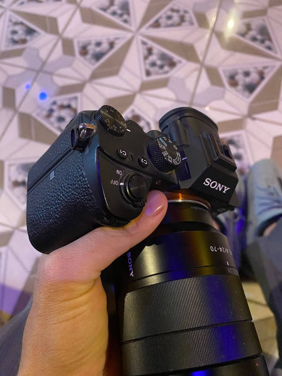 السلام وعليكم كامره سونيa7iii
شتر مايعبر ٢٢
ملحقاته جنطه ورام 
نضافه ٩٠%
مراوس فقط ب z6ii


**إذا كنت صاحب هذا الإعلان وتريد حذفه لأي سبب، رجاءا أرسل رسالة إلى الدعم الفني**