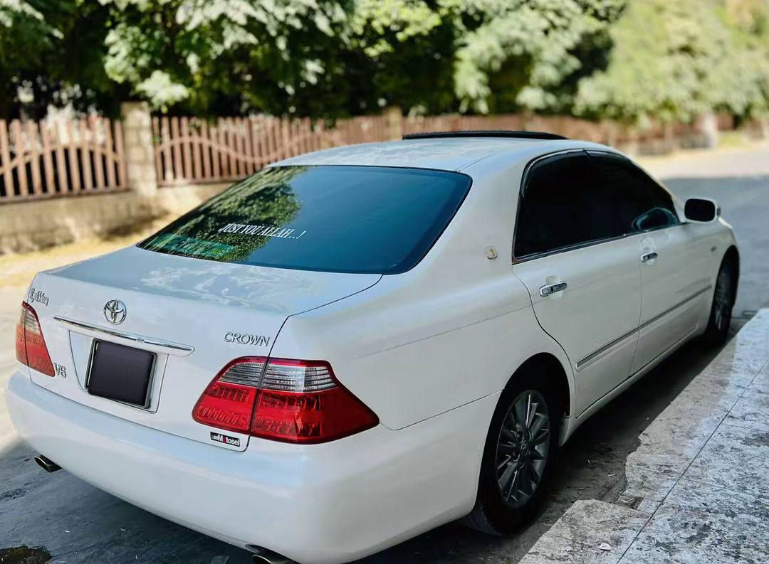 شاهینە موس ١٨٢ سڵایدی ٢ دوگمە 2006
بەس شوێن موسەکانی بۆیاخە، بێ دوکەڵ و بە شەرتی فەحسو سۆنەرو فیتەر 
کۆدی هەیە 
📍سلێمانی ***********
