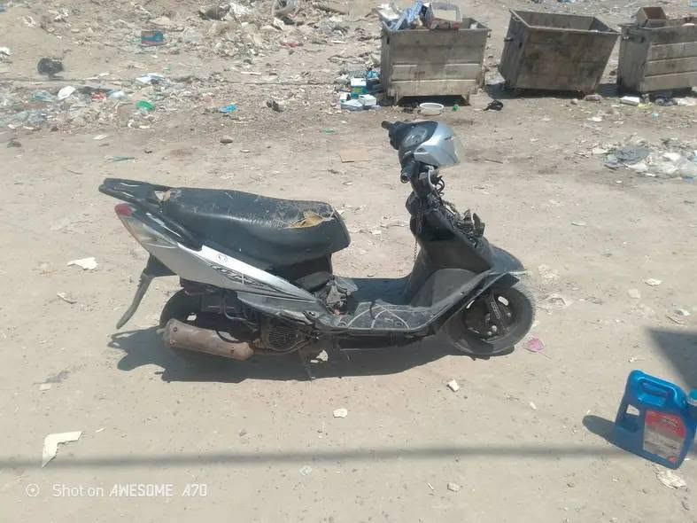 للبيع او مراوس دراجه سيام ياباني محرك جديد كهربايات شغالة شلعة ومعدل بوشة رياضي 61نكرة سلف ترايك وين ميعجبك روح سعر 200وبيهة مجال حك جية قليل ومراوس ترهم الشراي يدلل مكاني محمودية متواجد مازنجر واتساب ***********.
