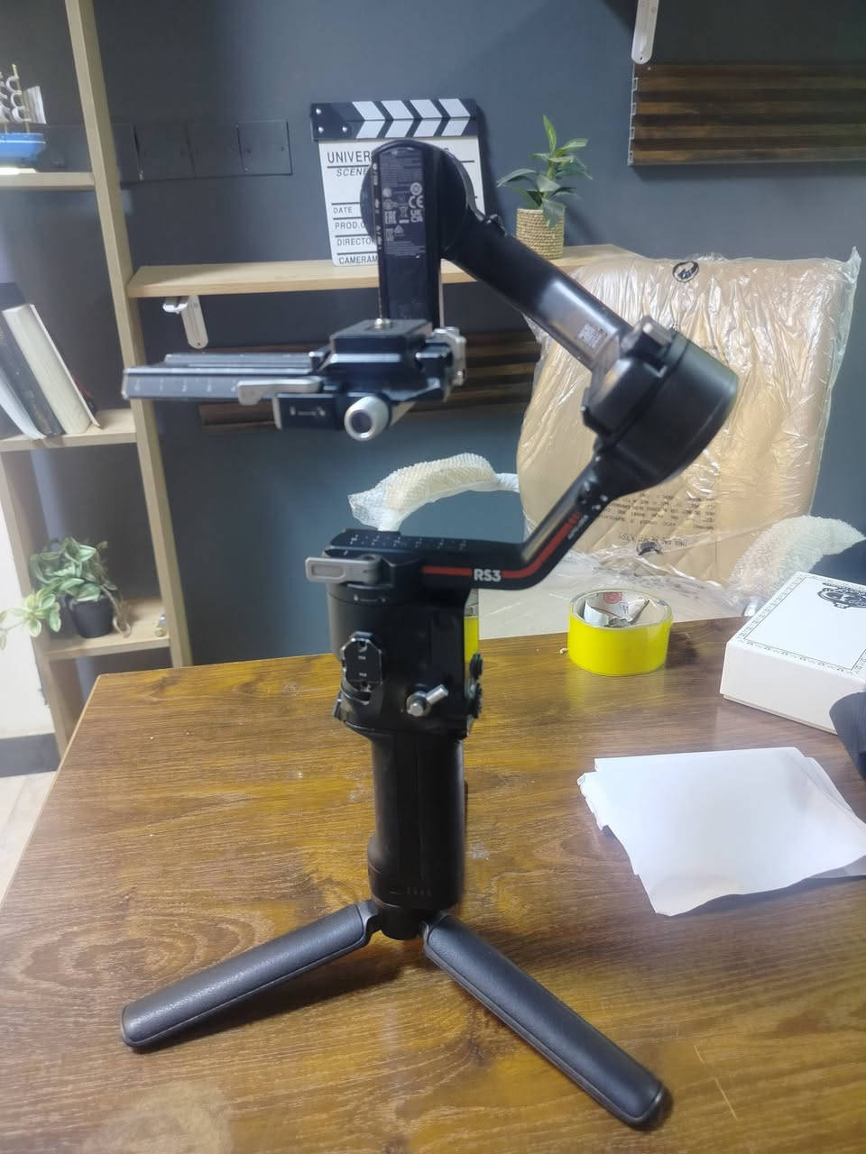 رونين Rs3 للبيع
النضافة مثل ماموضح كدامكم بصورة 
بس كشغل شغال ومابي اي مشكلة 
السعر 450 وبي مجال 
للتواصل والاستفسار 
***********
