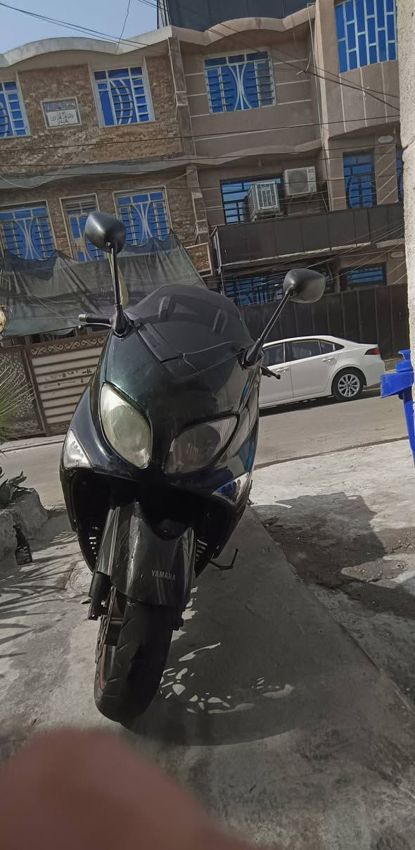 السلام عليكم 
تيماكس 2008 شغاله نكره 
تجفيت جديد 
ادامه جديده 
بس كفراته شوي تعبانات كهربائيات شغاله 
سعر 2250 وبيه مجال 
مكان بغداد حي لعامل
***********
