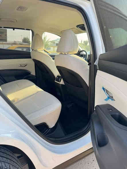 السلام عليكم هونداي توكسان ٢٠٢٥ تو كلر ماشيه ١١ الف
مكفوله كفاله عامه من الضربه والصبغ والبارد والفتح
والتبديل والشخط والحالوب سياره جديده
مواصفات تو كلر معروفه بدون ذكر
السعر ٢٤٣$ 
مكان الساره بغداد
***********
