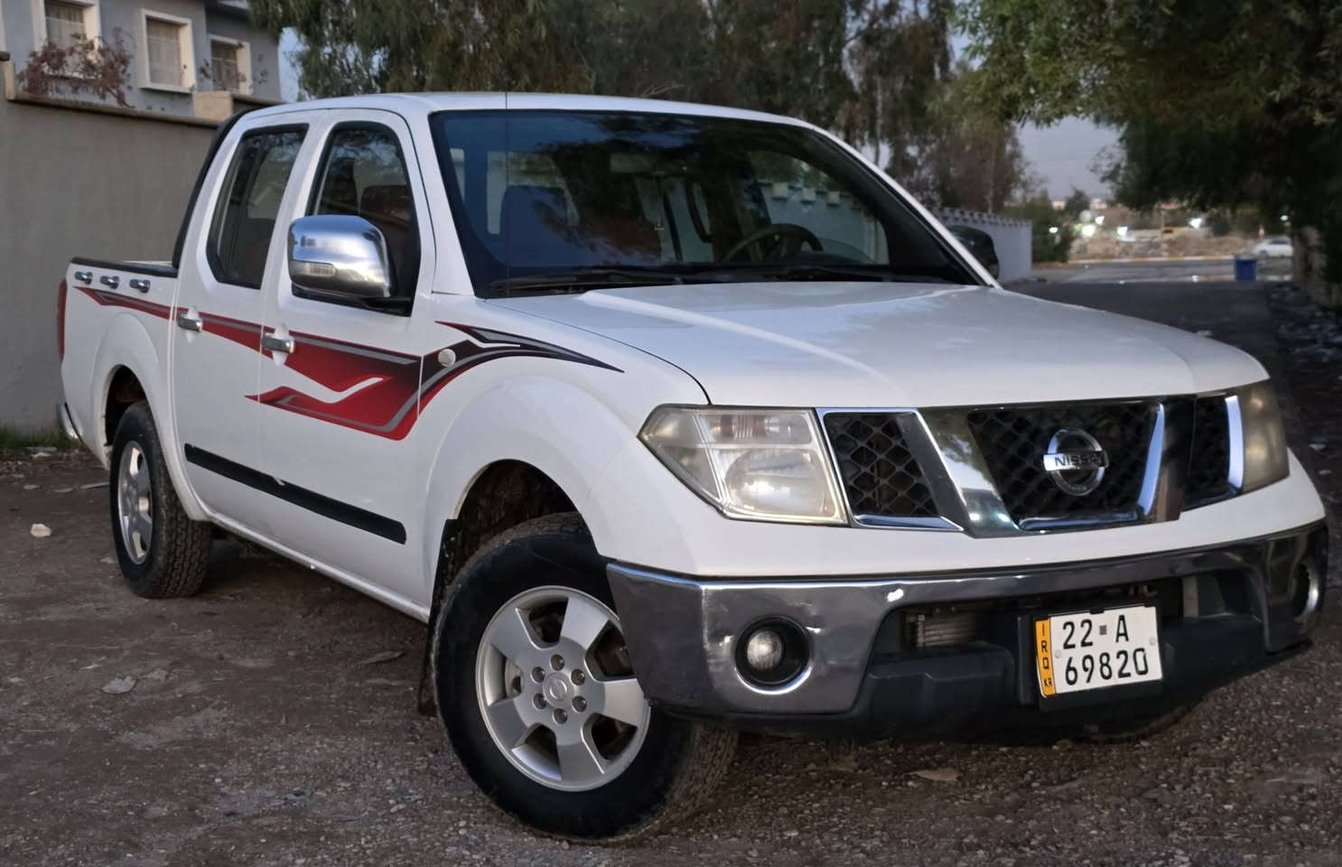 سلام علیکم"
کوردی/ عربي 

نیسان ناڤارا 

مۆدێل : 2009 

تایبه‌ت مه‌ندی : بیلاد گێڕ تۆماتیک ، چوار جام کاره‌بایی ،  سویچ کۆنتڕۆڵ 

سۆنه‌ره‌که‌یم داناوه 

به‌شه‌رتی ته‌حویلو غه‌رامه 

شوێن : که‌رکوک 

نرخ : 105 ومه‌جال 

ژ.م : ***********
       ***********
_______________________ 

نيسان نافارا 

موديل : 2009 

مواصفات : بلاد كير توماتيك ، 4 جامات‌کهربائي ، قفل مرکزي  

سونار موجود 

تحويل وغرامة بشرط 

مكان : كركوك 

سعر : 105 بي مجال 

ژ.م : ***********
       ***********
