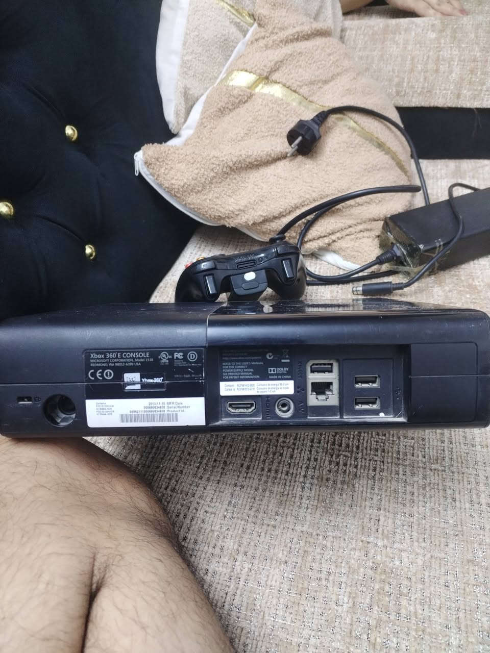 سلام عليكم xbox 360 ويا يده وحده نضيف وابد مداخل تصليح بي تقريبا 15 لعبه غراضه كلهن كاملات ماعرف بيهن مناسب حط سعر وتعال أخذه مكاني بغداد البياع ***********
