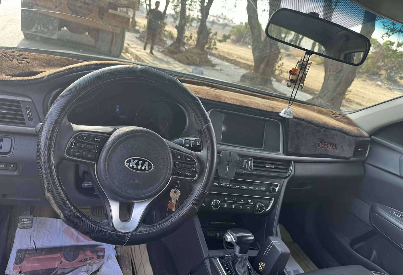 للبيع او مرواس
اوبتما 2018 فئه s وارد امريكي ب اسمي رقمهه بغداد حادثهه جاملغ وبنيد صبغ 4 قطع جاملغ وبنيد وبابين جهه السايق السياره جاهزه من كل شي بدون اي نقص من حداديه لمكينه لكير للباتري جديد لتخم تاير جديد مواصفاتهه شاشه ونقاط عمياء وكرسي السائق كهرباء وتحكم وكروز وابل كار بلي وكامره وحساسات خلفية واشاير بالمري وغيرهه من مواصفات
هزة قبل أسبوع مسويها 
تحويل ثاني يوم رقم جديد بغداد
***********
