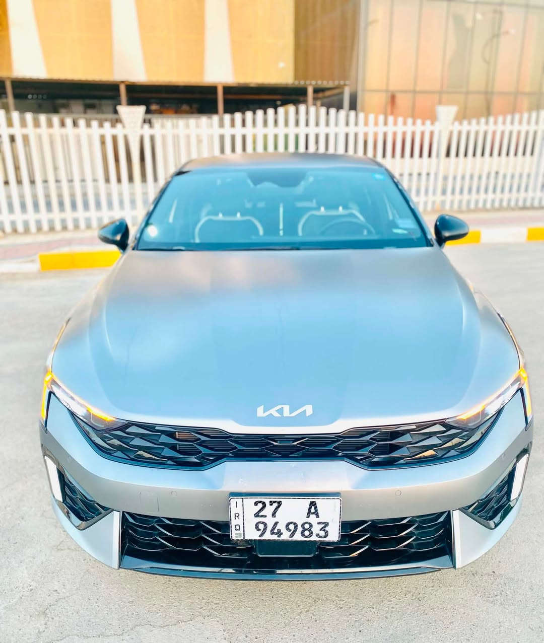 السلام عليكم للبيع كي فايف  K5 GT LINE
موديل 2025 الشكل الجديد ماشيه 4 الف دخول جديد يعني اخت الزيرو ومكفوله كفاله عامه من كلشي فقط تقرير غرق وشغاله 100/100  وتاخذ شرط الفحص وصور التقرير موجوده بالمنشور  مرقمه شهداء ذي قار وكاله عامه بسم المشتري لون اسمنتي الطافي  MAET
محرك 2500 تنفس  طبيعي 
جيتي لاين فول……...للاخير 
مواصفات جلد لونين
رادار امامي وجانبي 
وحساس امامي وخلفي
ويل كب حجم 18
لد امامي وخلفي ولايت زنون اصل 
كامره وشاشه متصل وتشغيل عن بعد وبصمه وسايد بريك بصمه وشحن واير لس
انظمه قياده _ مثبت سرعه _ مانع انزلاق _ مانع انحدار 
للاتصال ***********
مكاني الناصريه حي المعلمين قرب مجمع الراهب
