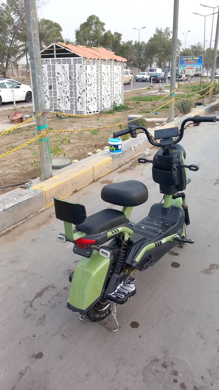 السلام عليكم دراجه شحن موديل 2025 للبيع2بصمات + 4 سويچ  السعر 275 وبيه مجال مكاني بغداد
الرقم ***********
