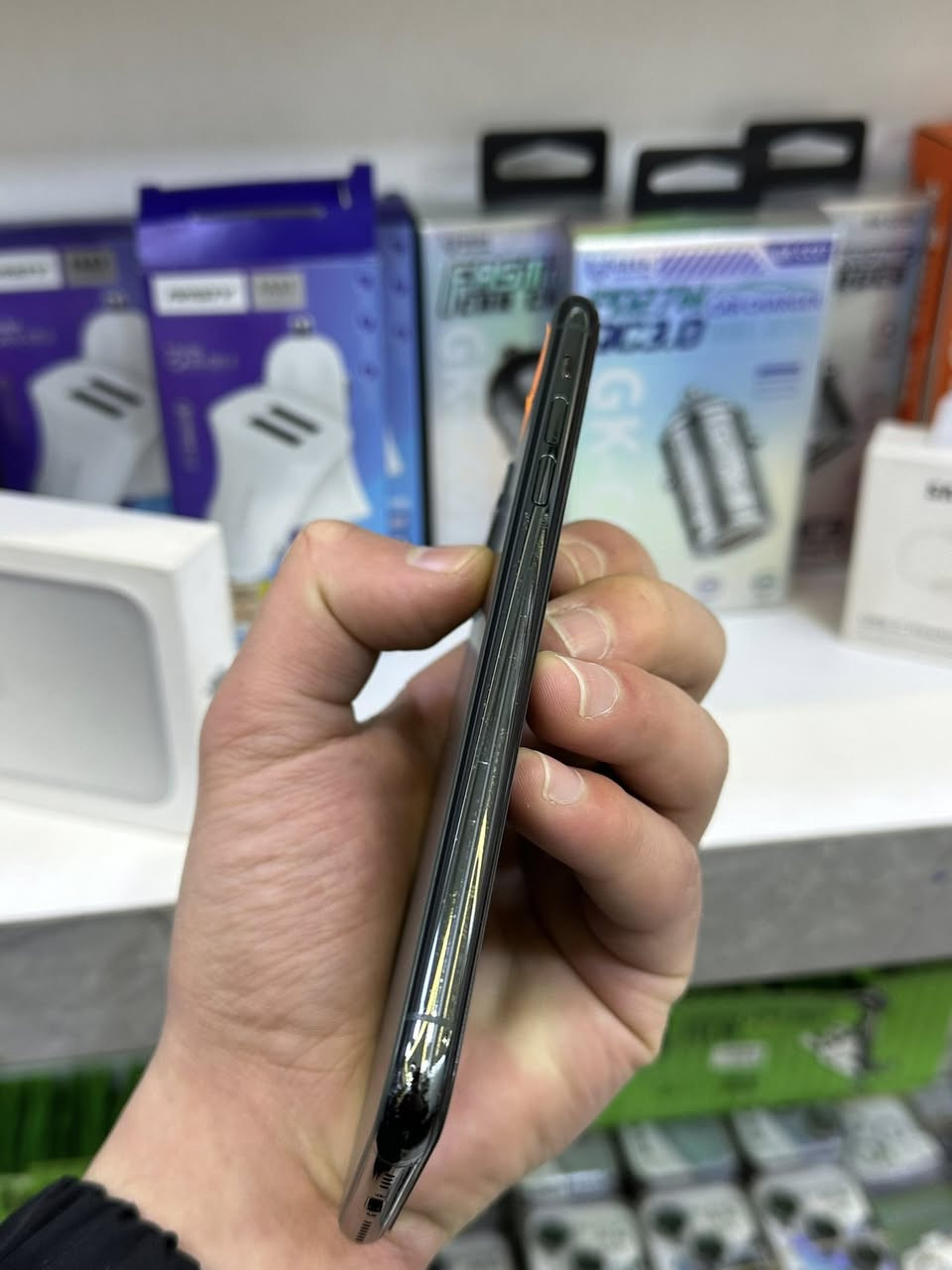 بسم الله الرحمن الرحيم
.
ايفون 11 pro max 
.
الذاكرة 512G  💥
.
البطارية 86 🔋شرط لا مصعد ولا مبدل 
.
نضافة الجهاز 95% 
.
ملاحضه : الجهاز مستبدل شاشة أصلي وكالة مال تفليش شرط روح افحص بالموصل كلها 
.
علق تم يصلك السعر خاص 
.
العنوان موصل حي سومر 
***********
