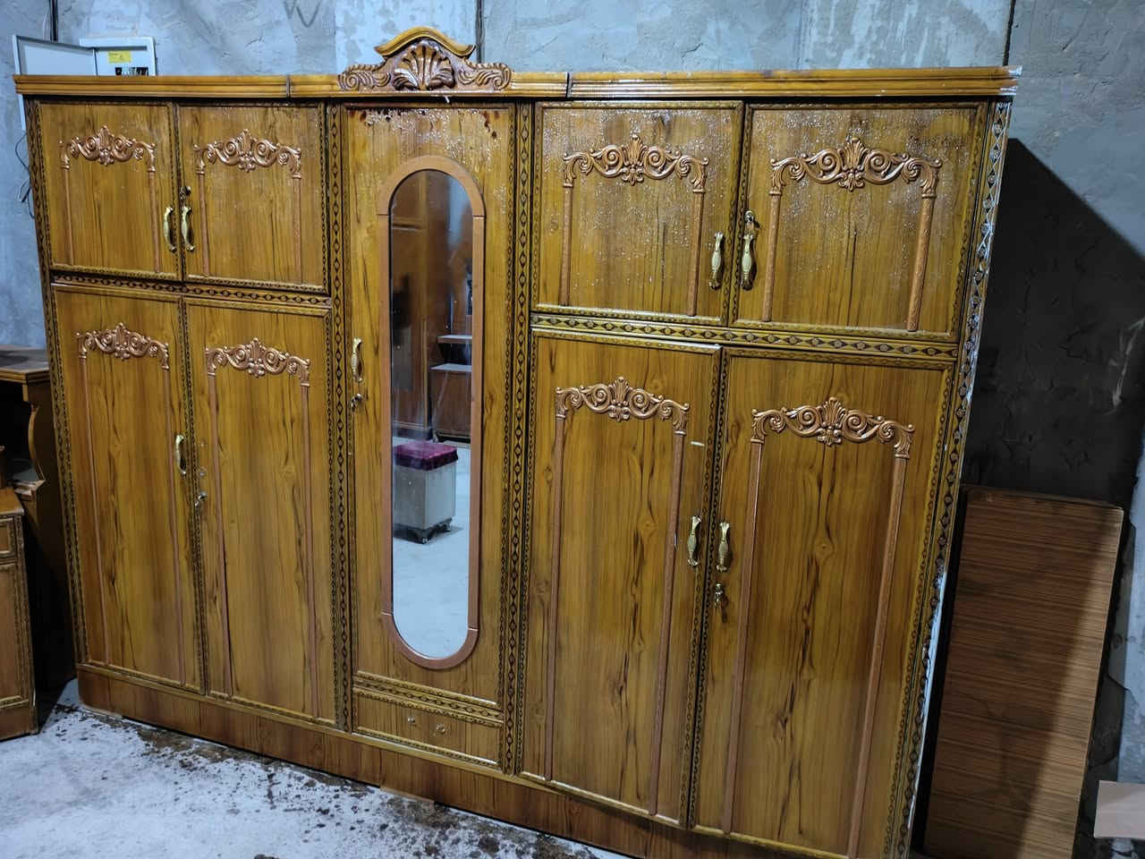 غرفة طابقين ٥ باب انضف من الصور السعر، ٤٠٠ ألف، عنوان حلة نادر ٣ مقابيل المركز الصحي معرض احمد العنزي لاثاث المنزلي واتساب ***********
