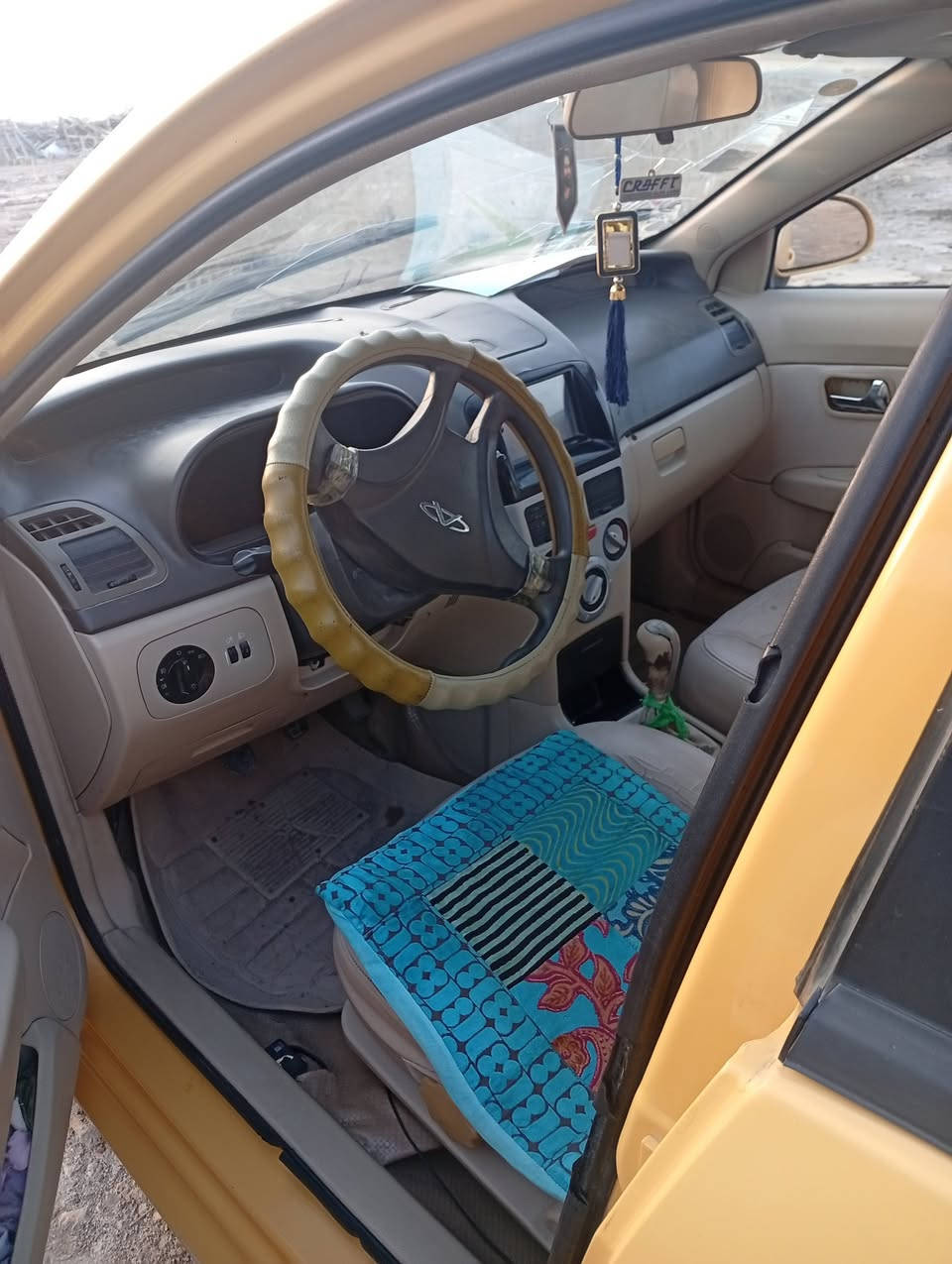 شيري فلاوين للبيع موديل 2013 تبريد شغال بسمي  مشروع وطني رقم ذي قار
مكان سياره واسط الكوت سعر 30وبيهه مجال رقمي  ***********
