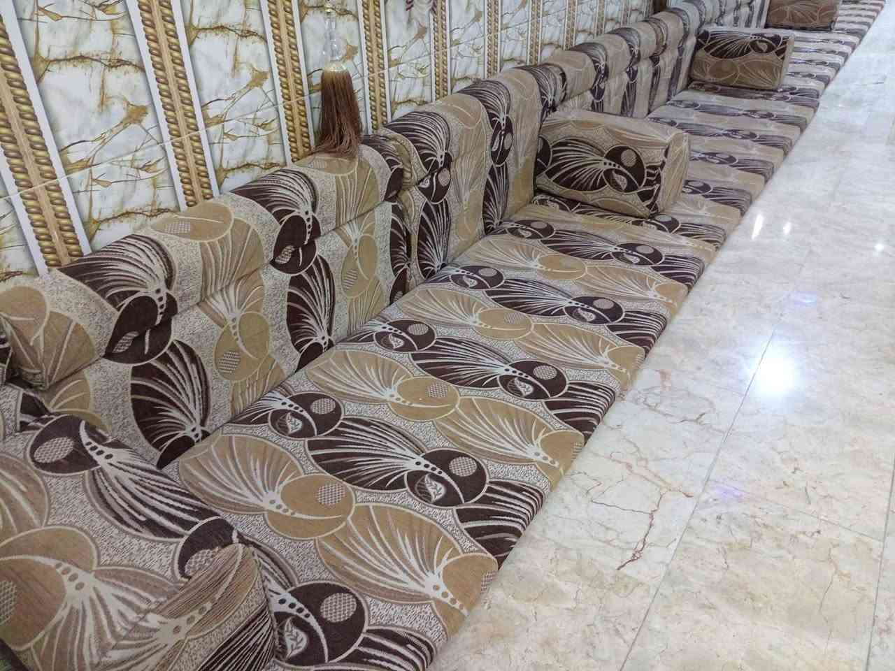 ديوان للبيع نضيف كلش ي يحتوي  دواشك عدد 12
مساند 21+زوايه 2
تكيات 14 ناصرية للاستفسار واتساب ***********
راسل وبيك خير وتدلل ( مكلف بلنشر لاتدخل خاص)
