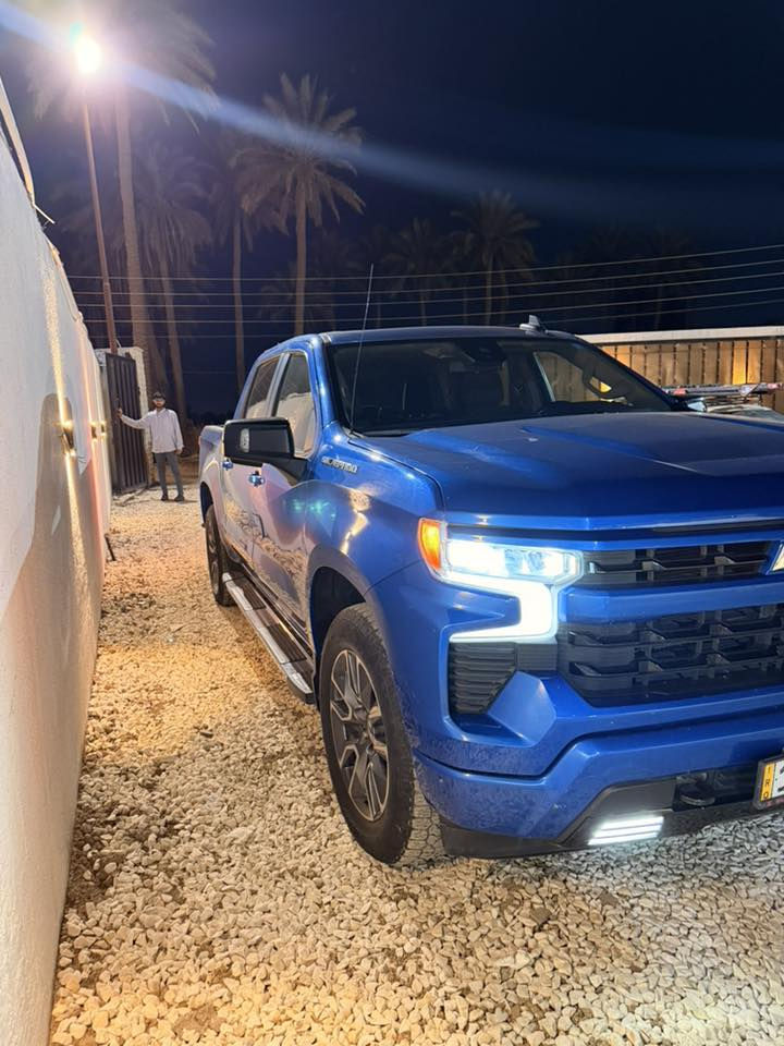 السلام عليكم سلفرادو 2022  TRX ماشيه 35000 كيلو رقم بغداد سنوية جديدة باسمي وارد امريكي حادثها قماره فقط واكع عليها حجاره باقي السياره مكفولة كير بطح داخل تاهو 
باقي التفاصيل 
*********** 
هذا رقم صاحبها مكلف بالنشر
