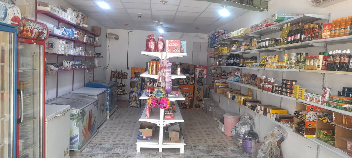 السلام عليكم
اسواق للبيع   في التحرير الزراعي  على الشارع الرئيسي  اسواق متكاملا  وشغاله  
للستفسار اتصل  ***********
