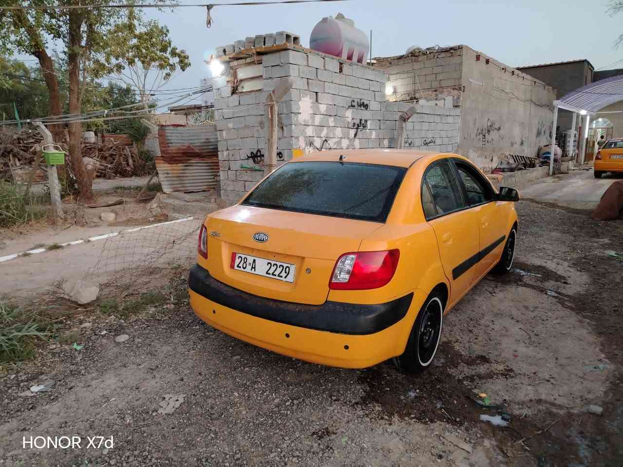 السلام عليكم كيه ريو للبيع موديل ٢٠٠٨ السياره مكفوله مكينه كير حدادي تخم تاير تبريد سنويه جديده هيئه مصفره مكينه ستميه مكان السياره ديوانيه السعر ٧٨وبيهه مجال غير متواجد عل الفيس اتصال ***********

