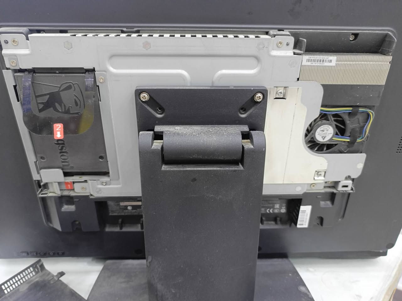 🔥 عرض مميز – جهاز كاشير متكامل للبيع 🔥
هل تبحث عن حل احترافي لإدارة مبيعاتك؟

نوفر لك جهاز كاشير متكامل يساعدك على تنظيم عملك وزيادة سرعة الخدمة 💼

💻 المواصفات:

شاشة لمس Touch من نوع Elo Touchscreen Monitor – سريعة ودقيقة وسهلة الاستخدام

🧾 طابعة فواتير حرارية – طباعة سريعة وواضحة

⌨️ كيبورد للتحكم الكامل

تصميم عملي مناسب لجميع أنواع المحلات

🚀 المميزات:

تشغيل مباشر عن طريق اللمس بدون تعقيد

تسريع عملية البيع وتقليل الأخطاء

مناسب للسوبرماركت، البقالات، الكافيهات، والمطاعم

يدعم برامج المحاسبة وإدارة المخزون

يوفر الوقت والجهد ويزيد كفاءة العمل

💰 جاهز للعمل مباشرة – Plug & Play

📍 مناسب للمشاريع الصغيرة والمتوسطة

📌 تنويه مهم الشاشة منصب عليها برنامج اليسر المختص بالاسواق والشركات. والكافيهات وجميع التفاصيل برنامج حديث ومتطور يدعم جميع المشاريع

✨الشاشة مع البرنامج للبيع السعر 1,000,500 دينار عراقي 

والسعر قابل للتفاوض 

📞 للتواصل ***********
