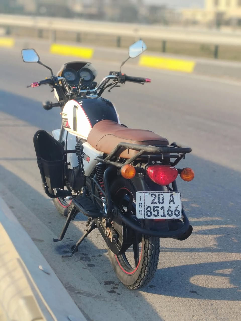 سلام عليكم دراجة دايوان موديل 2023رقم وسنوية ديالى انكليزي تحويل ثاني يوم دراجة مكفولة اي نقص مابيها خير من الله سعرها مليونين 250 وبيها مجال حك جية مكاني ديالى بعقوبة شراي يتصل على رقم ويدلل *********** مكاني ديالى بعقوبة شراي 💞💞
