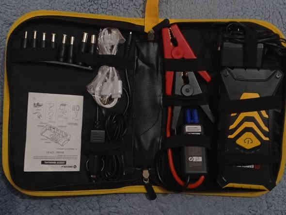 هذا المنتج هو شاحن بطارية طوارئ للسيارات متعدد الوظائف، من طراز GFP-31 من EMOVELA.
يستخدم لتشغيل بطارية السيارة في حالات الطوارئ.
يعمل كباور بانك لشحن الهواتف المحمولة والأجهزة اللوحية وأجهزة اللابتوب.
يأتي مع مجموعة متنوعة من الملحقات، بما في ذلك كابلات توصيل البطارية (الجمبر) ورؤوس شحن متعددة.
يتضمن أيضًا شاحن جداري وشاحن سيارة وحقيبة تخزين قوية 
ال سعر 60وبي مجال 
يوجد توصيل 
***********.فهد 
***********.حمدون 
العنوان صلاح الدين قضاء العلم مجاور  دائرة الأحوال المدنيه
