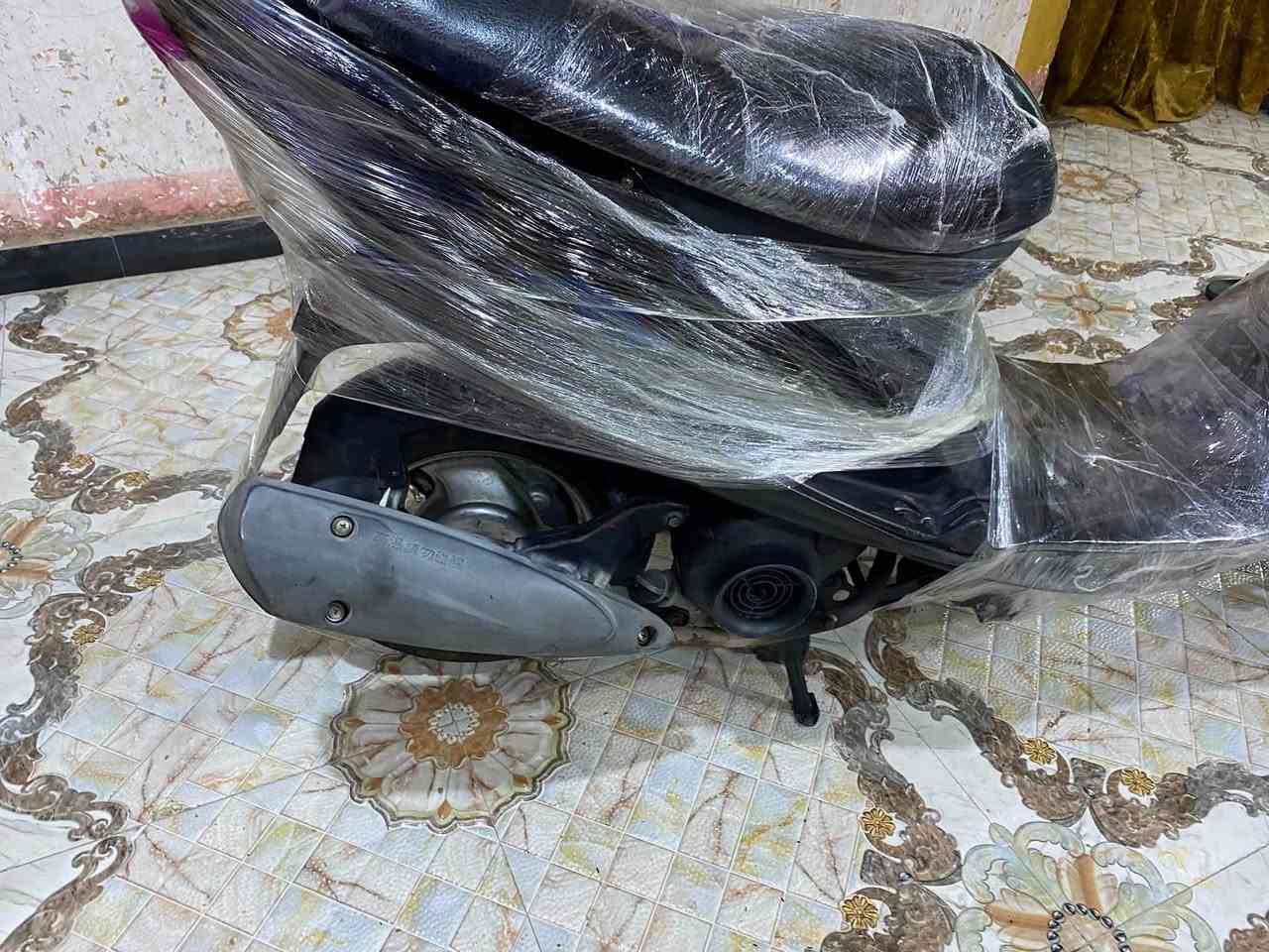 يا اللّٰه السلام عليكم دراجة ماكس للبيع دراجة جديدة كل شي شغال بيها كهربائيات من الطول الطول نقر سلف دراجة كل شيء بلادي بس ما عدا الكفرات قلب اللون وبدلت باغي دراجة كله بلادي لا تبخير ولا تنقي ولا مفتوحة وكبر بلادي دراجة جديدة أشعة ل لا تسولف كلش حلوة السعر 750 وبيها مجال بسيط عنوان بصره الزبير وهذا رقم الهاتف
***********
