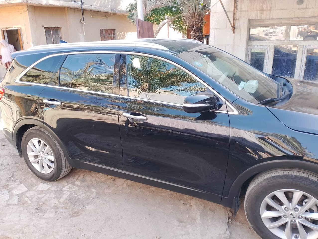 سورنتو 17 وارد باسمي مكينه 6 سبعه راكب مكفوله من الضربه ***********
