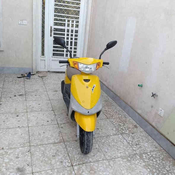 دراجة ماكس قجمه ياباني سرعة 120 مكينه بلاديه ما مفتوحة ابد ناعمه شلعه قويه كهرباء كوله شغال نكره سلف هندر اوراق بسمي الدراجة صار شهرين من نازله رنبه على ايدي مكفوله السعر 425 بغداد الشعب رقمي ***********
