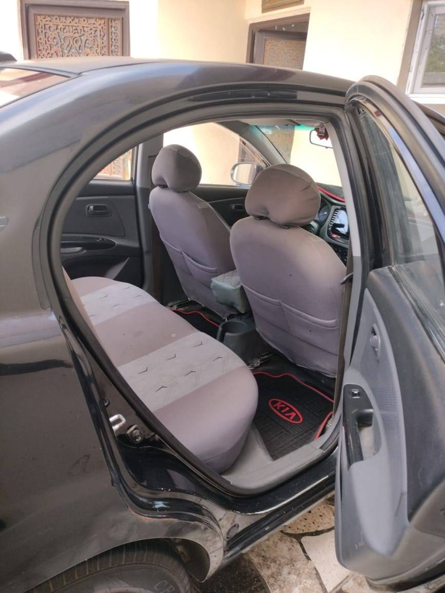 سلام عليكم سياره كيا يرو مديل 2011 محرك16كير عادي داخل برايد ما بيها صبغ سعر 82وبيها مجال  مكان موصل الايسر 
***********
***********
