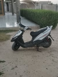 بدون ماركة • بيه مجال
