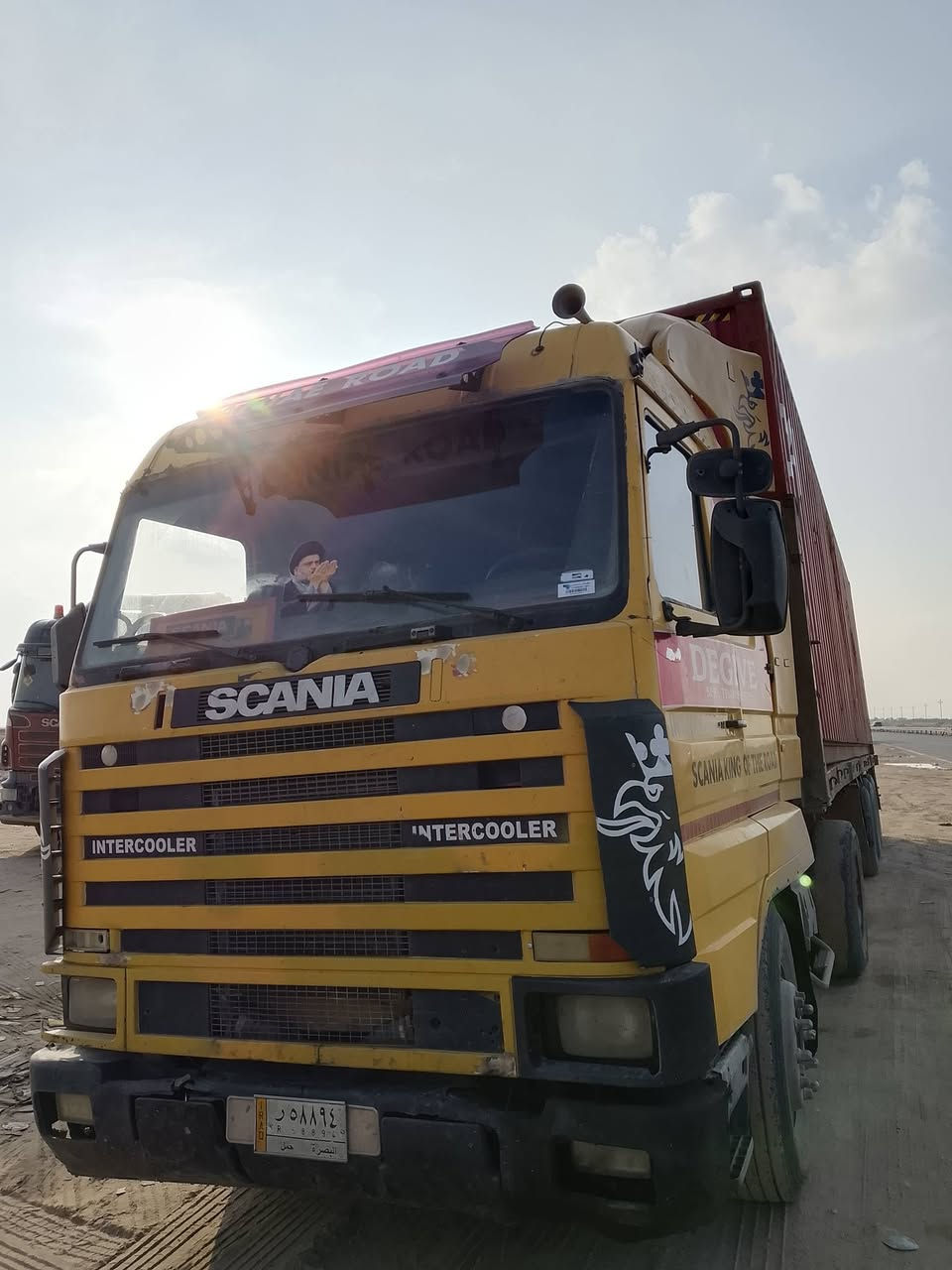 سكانيا البيع مكان بغدادبس راس ***********
