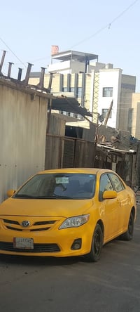 للبيع كورلا مديل١٣ رقم بصرة تحول السياره حلوه بيها ملاحظات عنوان بغداد...