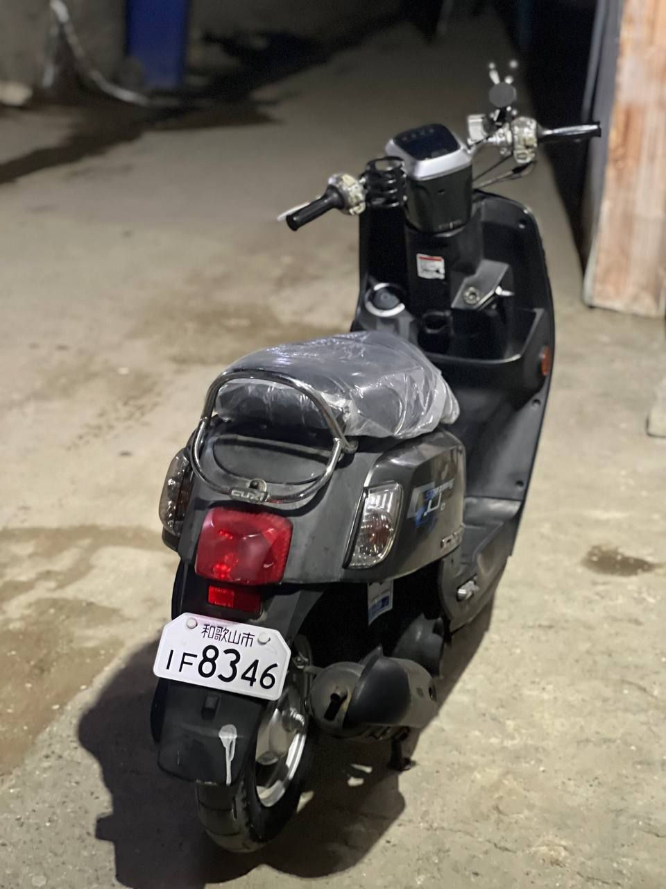 السلام عليكم
بوليس مسطره 
ختم واحد كفرات ودواخل ومكينه 
كفاله عامه مكينه وكهربأيات مكينه ماممدود عليه صبانه جيب فيتر وتعال 
الدراجة نازله من الرمبه 11/15 وصل المعرض موجود 
دراجه كفاله من الراس للراس 
ملاحضه: الدراجه احله من الصورهه.. 
السعر 975 وبيه مجال للطيبين
المكان بابل القاسم 
الرقم ***********
