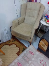 تخم • ميز • الخامسه