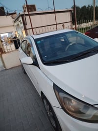 اكسنت موديل 2011 خليجي بلو فول مواصفات عدا البصمه  محرك 1600 دبل قطره ...