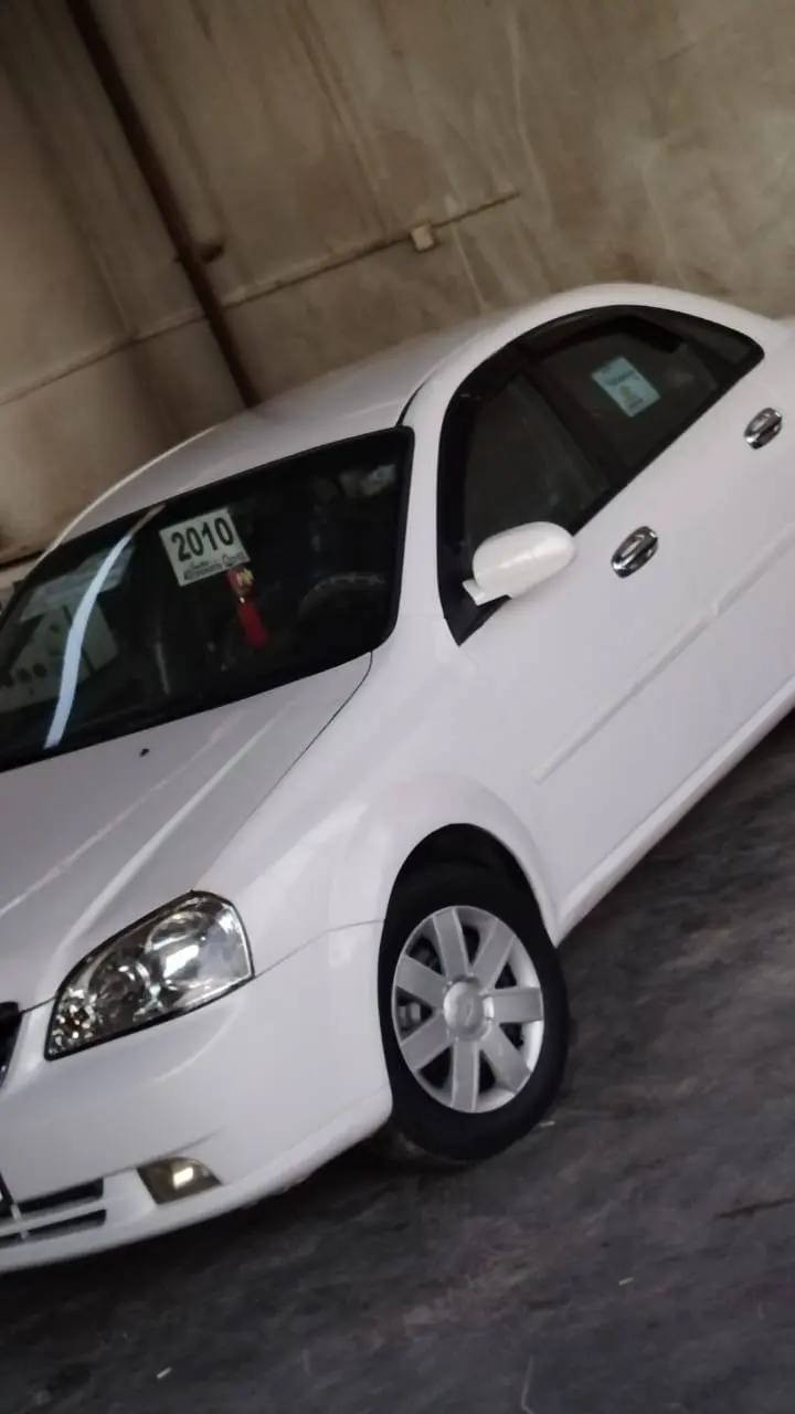 سلام عليكم
للبيع اوبترا موديل 2010 ماشيه 160 رقم اربيل مسطره شرط تحويل 
سياره مابيها صبغ بيها كارتات بصيطه على كد اصبع كير ومحرك شرط كير عادي مكان سياره موصل ايسر اي تفاصيل رسلني خاص  او اتصل  ***********
