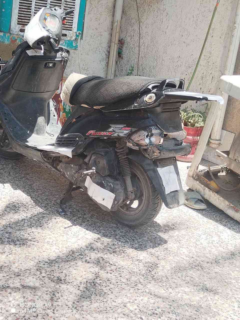 سلام عليكم دراجة فظائي ل بيع كله شغلا كهربائيات سلف هندر دراجة حلوه رقمي ***********
