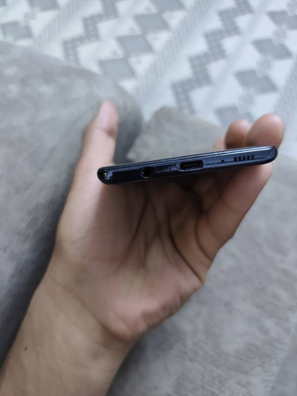 سلام عليكم 
A71
جهاز نضيف واستعمال شخصي مال جناي بي فقط شخط ناعم بضهر الجهاز كما مبين بالصور 
سعره 95$


**إذا كنت صاحب هذا الإعلان وتريد حذفه لأي سبب، رجاءا أرسل رسالة إلى الدعم الفني**